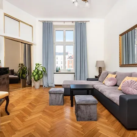 Plac Nowy - The Heart Of Jewish Quarter - By Upstairs 아파트