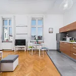 Plac Nowy - The Heart Of Jewish Quarter - By Upstairs Apartment