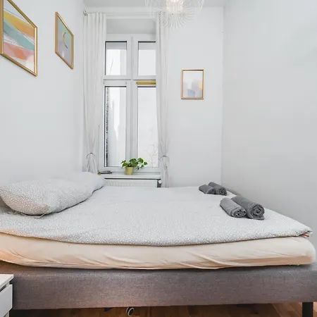 Plac Nowy - The Heart Of Jewish Quarter - By Upstairs *