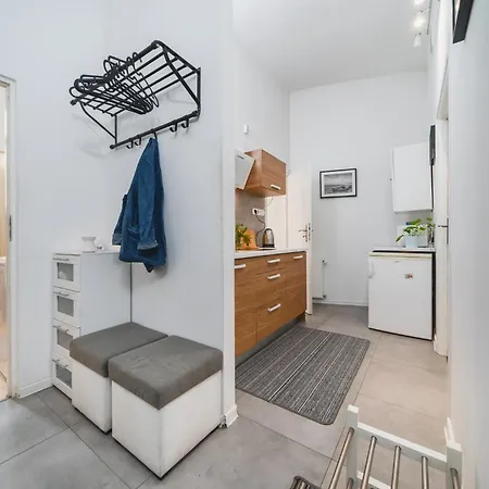 Apartment Plac Nowy - The Heart Of Jewish Quarter - By Upstairs Krakow